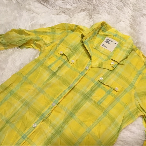 American Eagle Outfitters Tops - American Eagle Plaid Button Down